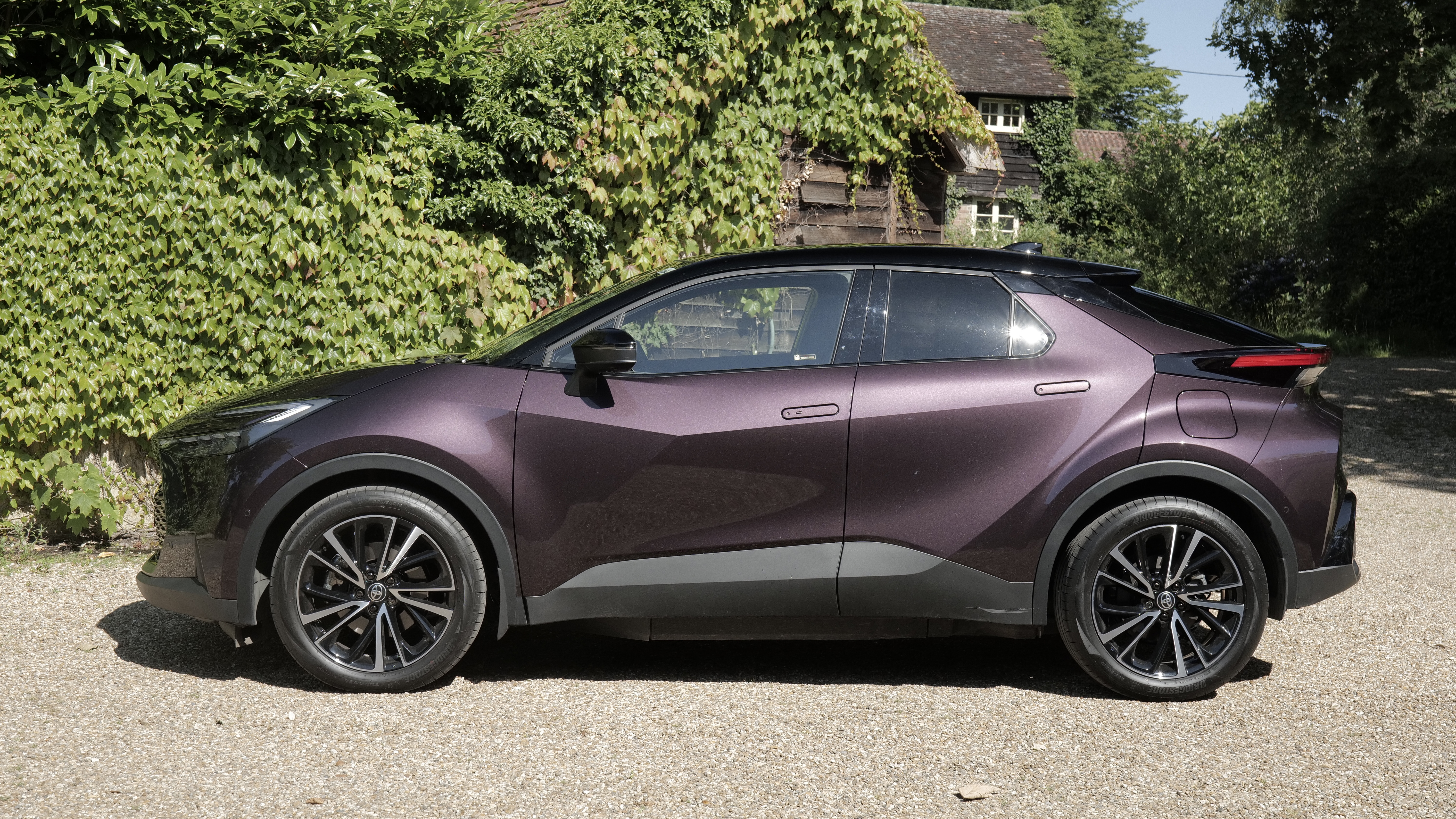 TOYOTA C-HR HATCHBACK 2.0 PHEV Design 5dr CVT